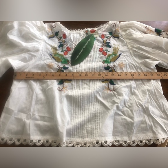 NWT $195 FARM RIO Pitanga Embroidered Blouse in size Large! - Picture 9 of 10